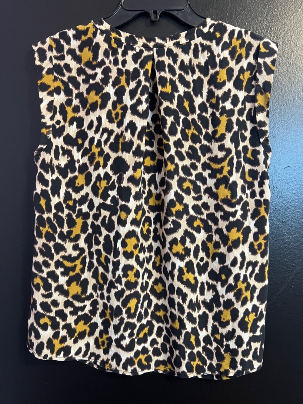 J. Crew 100% Silk Cap Sleeve Leopard Print V-Neck Top - Picture 2 of 4